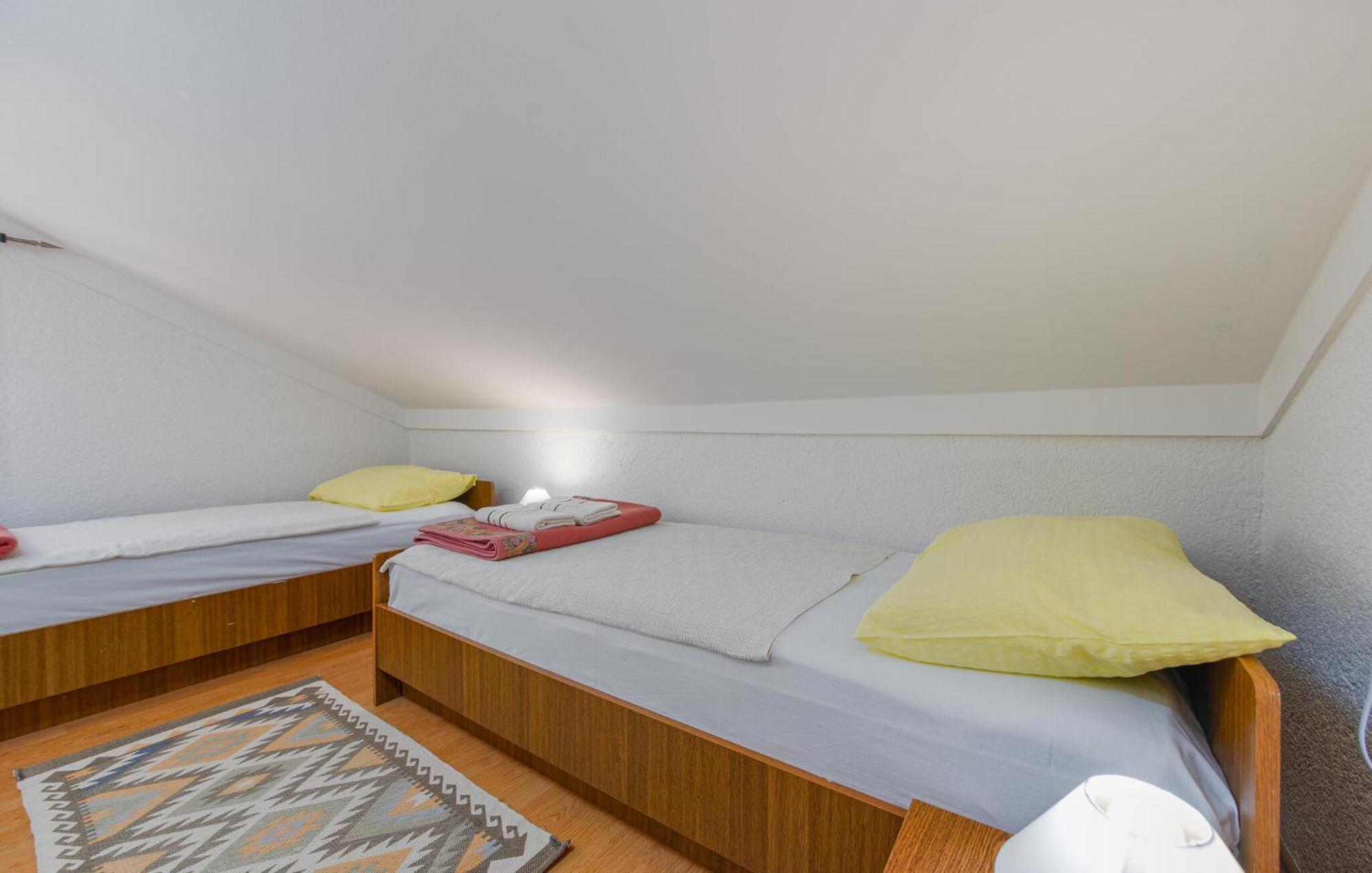 Nice Apartment In Potocnica With House Sea View Borovići Εξωτερικό φωτογραφία
