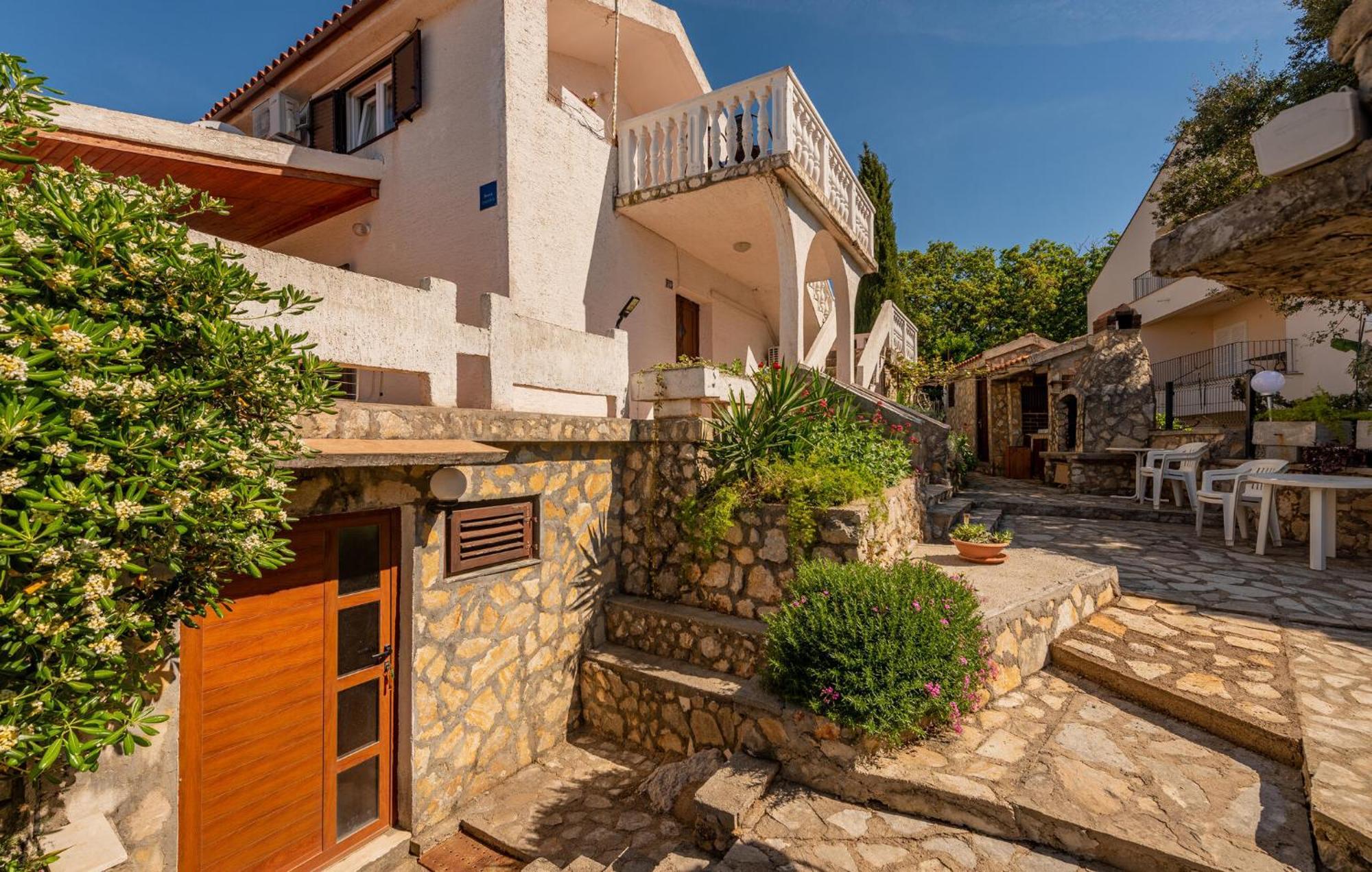 Nice Apartment In Potocnica With House Sea View Borovići Εξωτερικό φωτογραφία